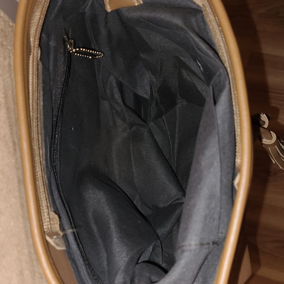 Tassel gold metallic backpack - Picture 4 of 7